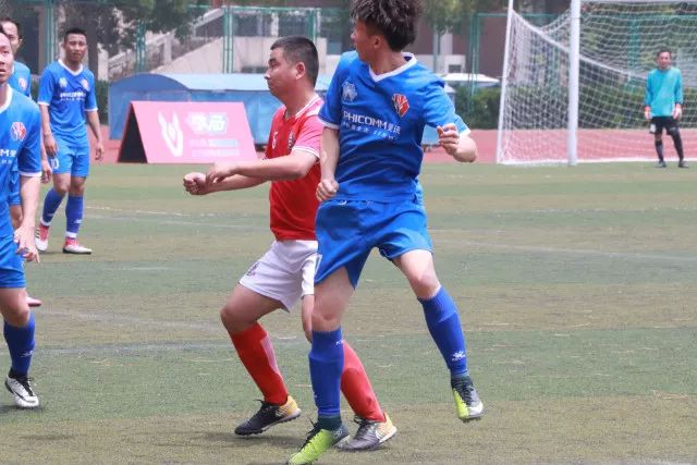 吴前18分浙江6人上双击败上海 王哲林13+13