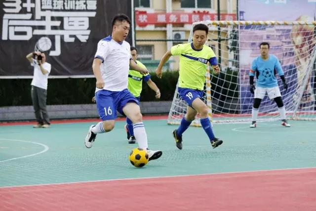 张镇麟20分辽宁不敌新疆 吴前16分浙江胜青岛