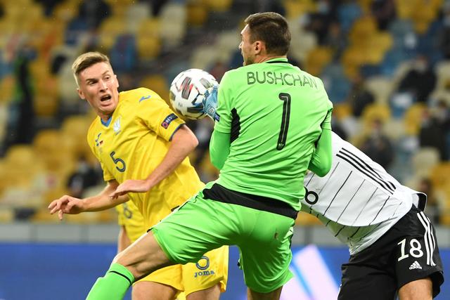 范子铭27+11首钢负福建 孙铭徽17分广厦胜同曦