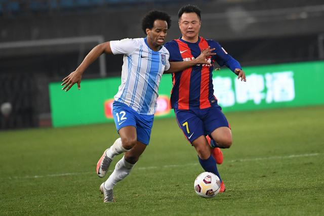 马德里打响榜首大战!数据:皇马或2-1笑傲德比