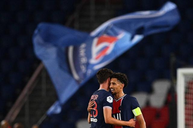 高诗岩19分山东胜浙江 胡金秋22分广厦胜宁波